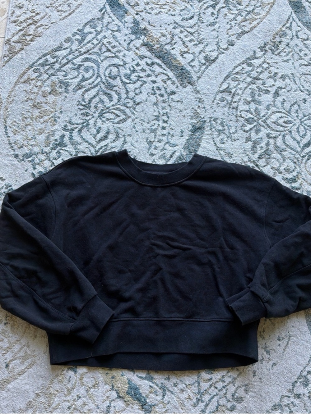 lululemon athletica Black Crewneck Pullover Sweatshirt